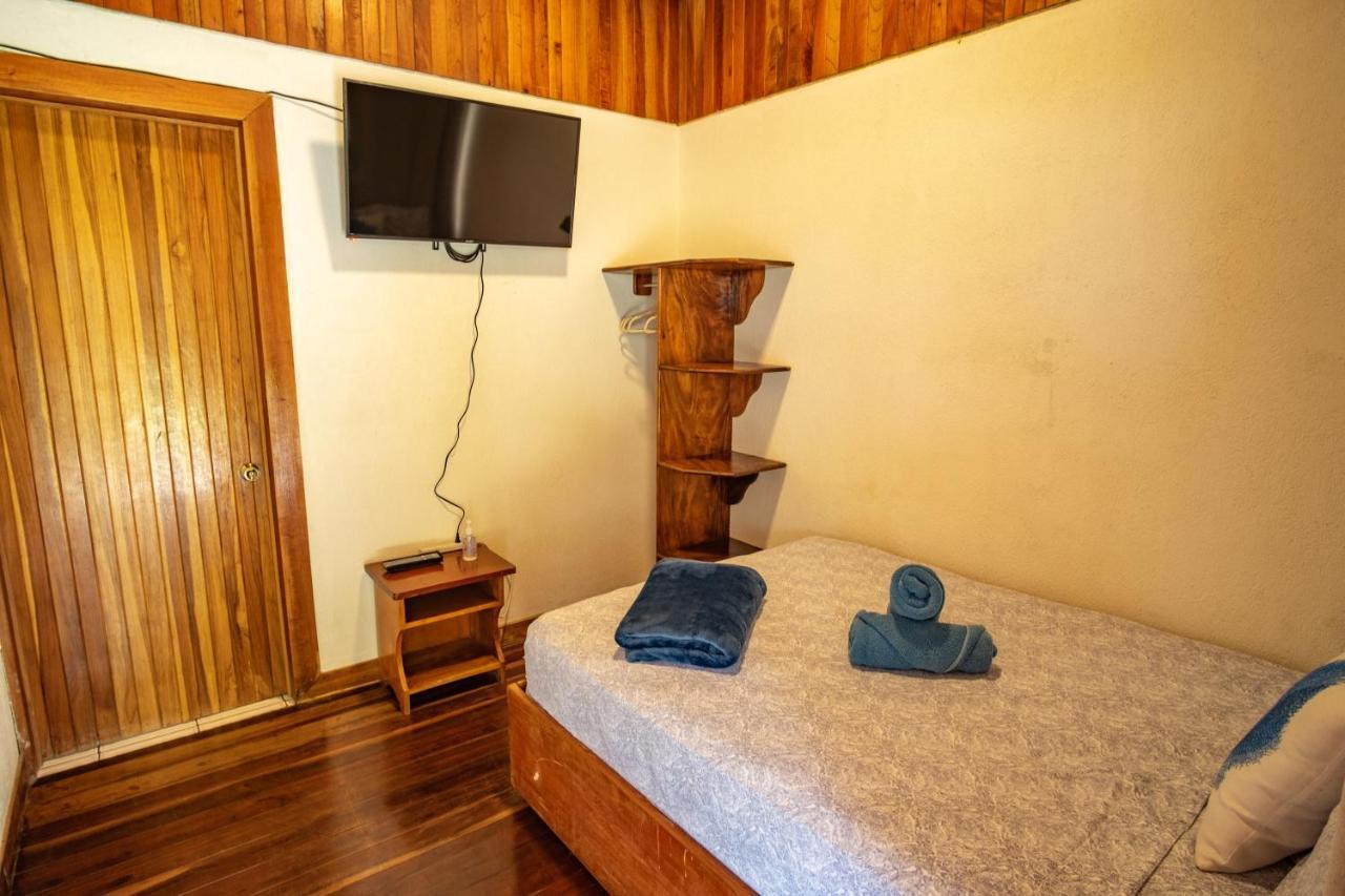 Cowboy Hostel - Habitaciones Con Bano Privado Monteverde 외부 사진